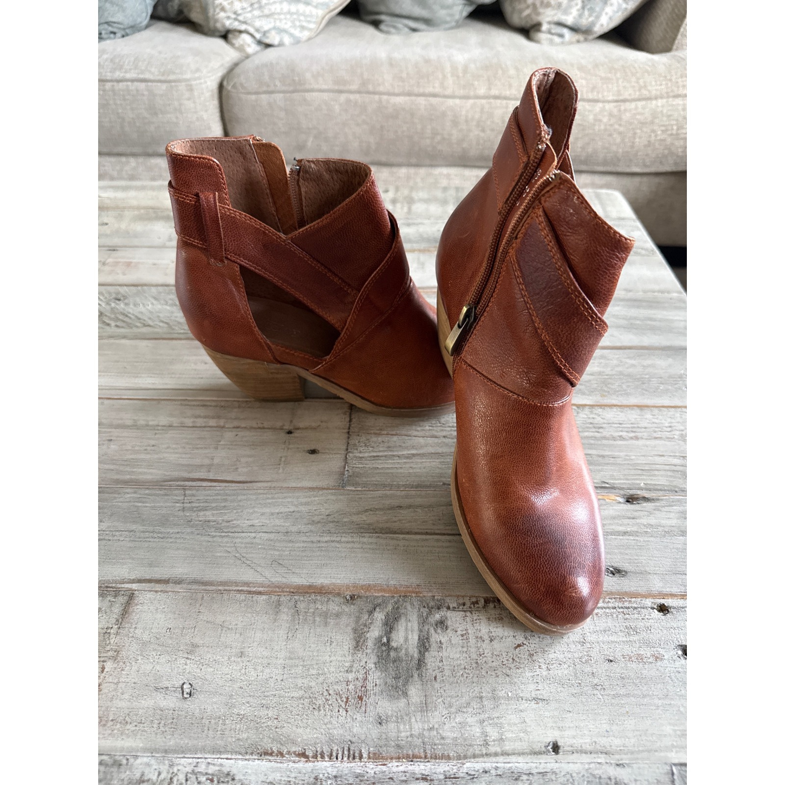 Antelopewomens 601cognacleather Cutout Ankle Boots Block Heel Brown Size 37/ 6.5